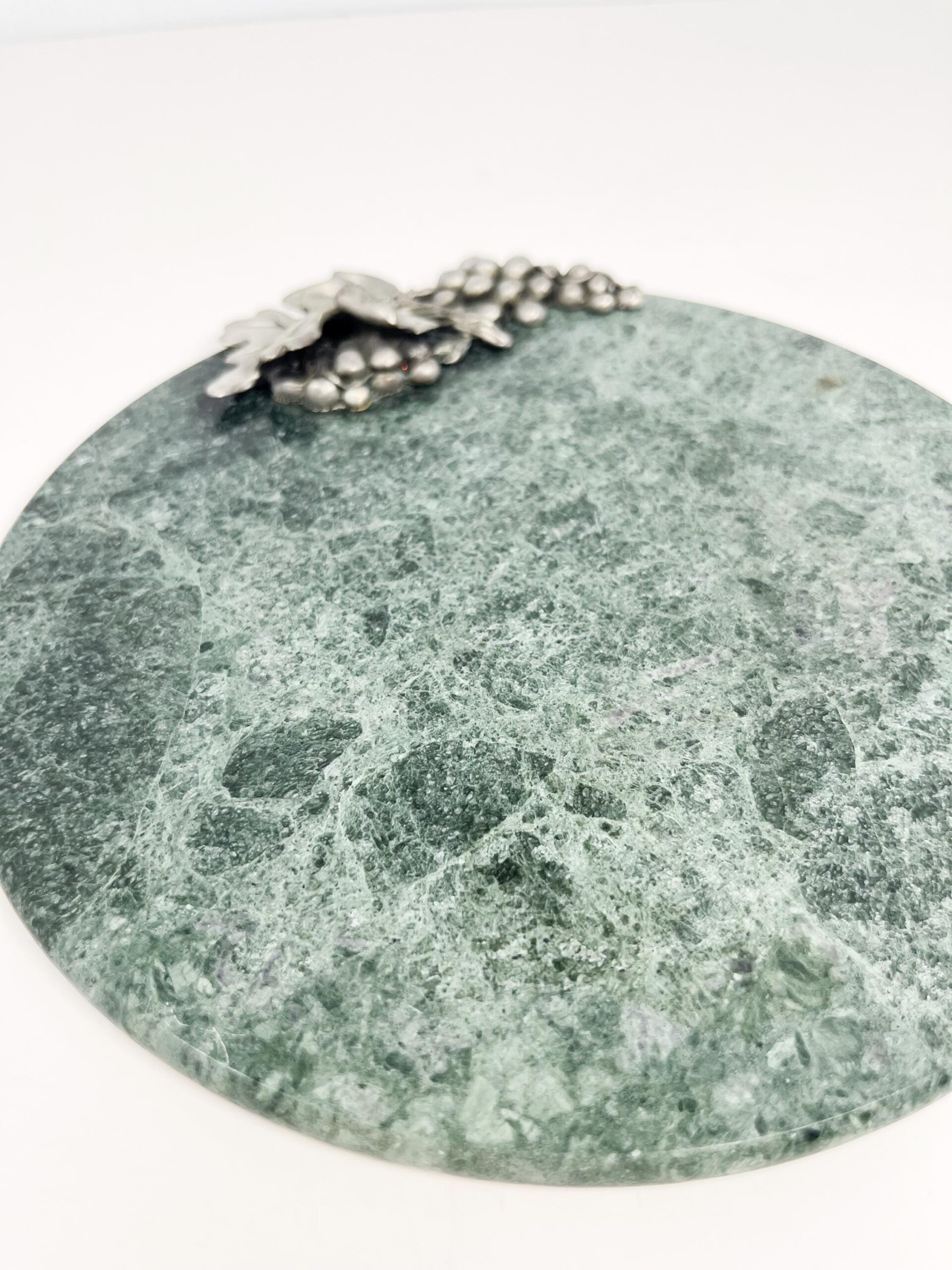 Vintage green 8" marble tray with pewter grapes motif - by Seagull