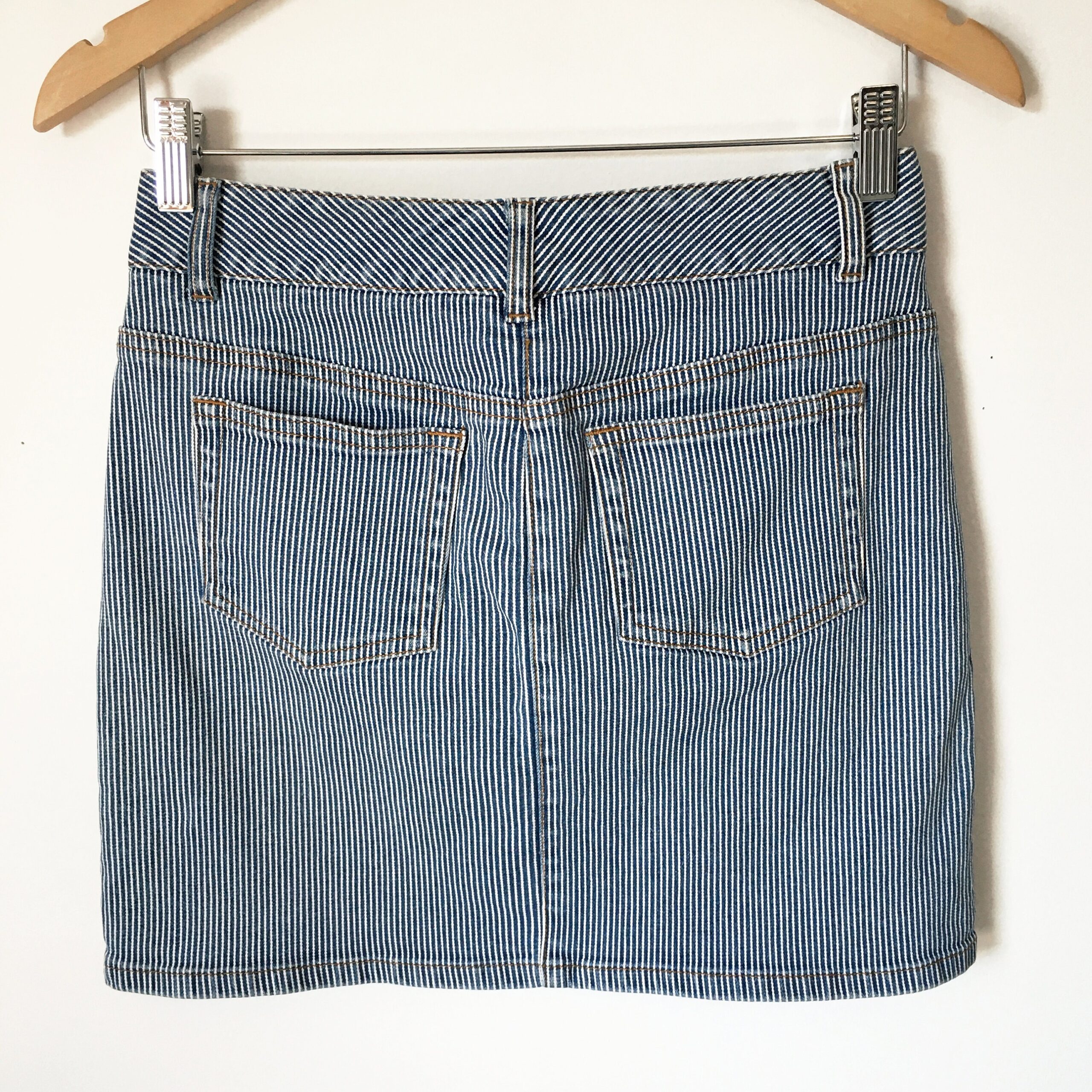 VINTAGE ROOTS SKIRT | pin striped denim mini skirt | size small