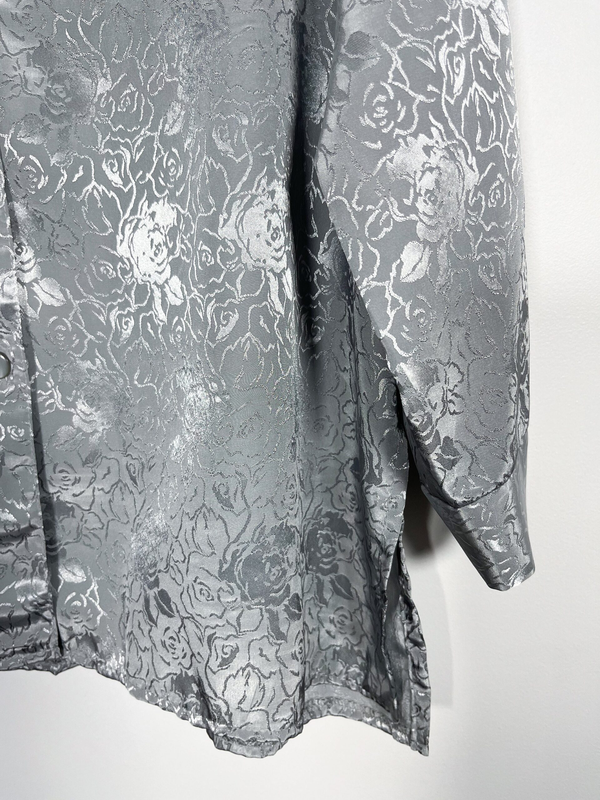 Vintage East West Woman grey blouse with floral print
