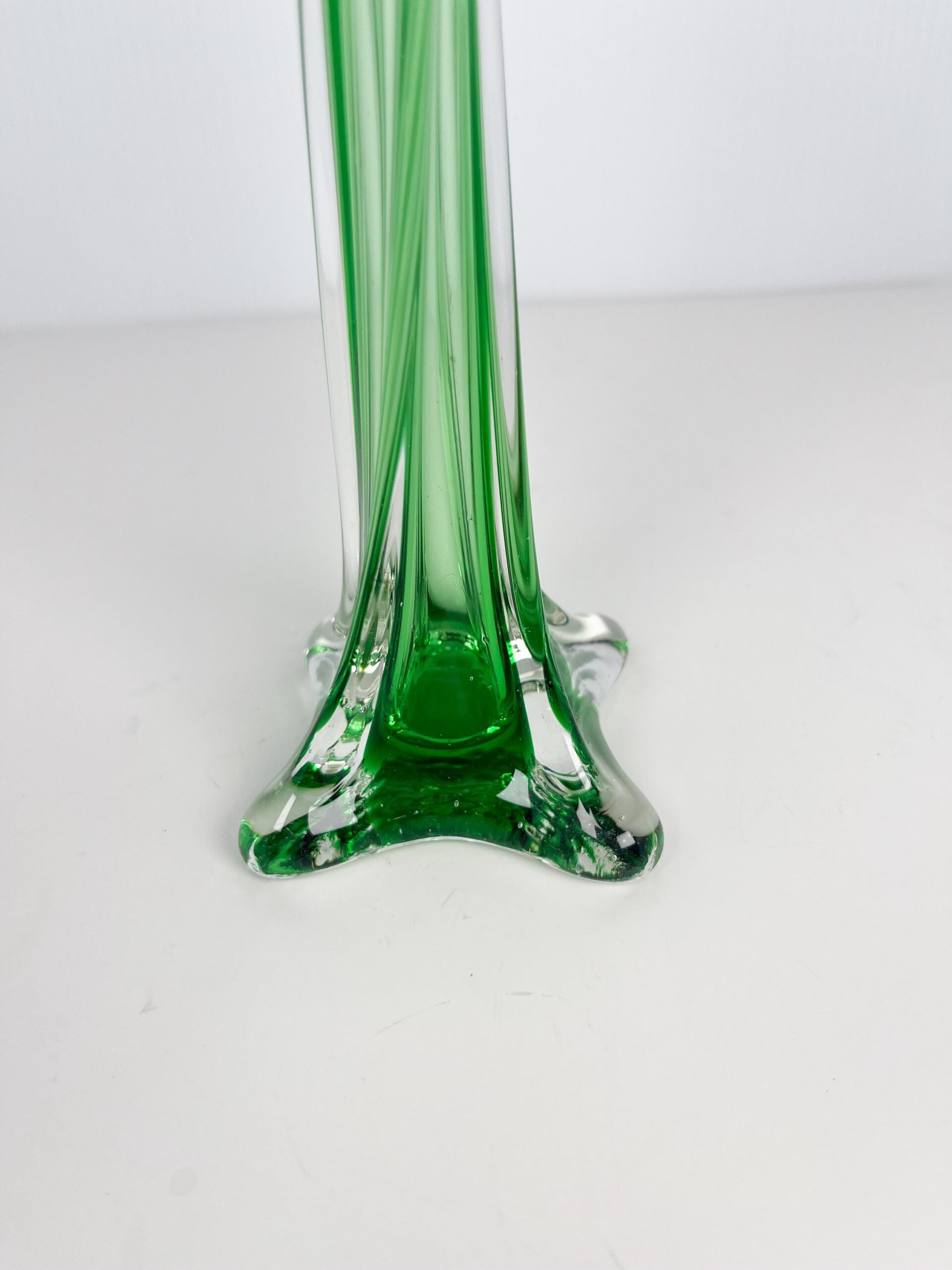Vintage MCM emerald green art glass bud vase - twisted glass, footed