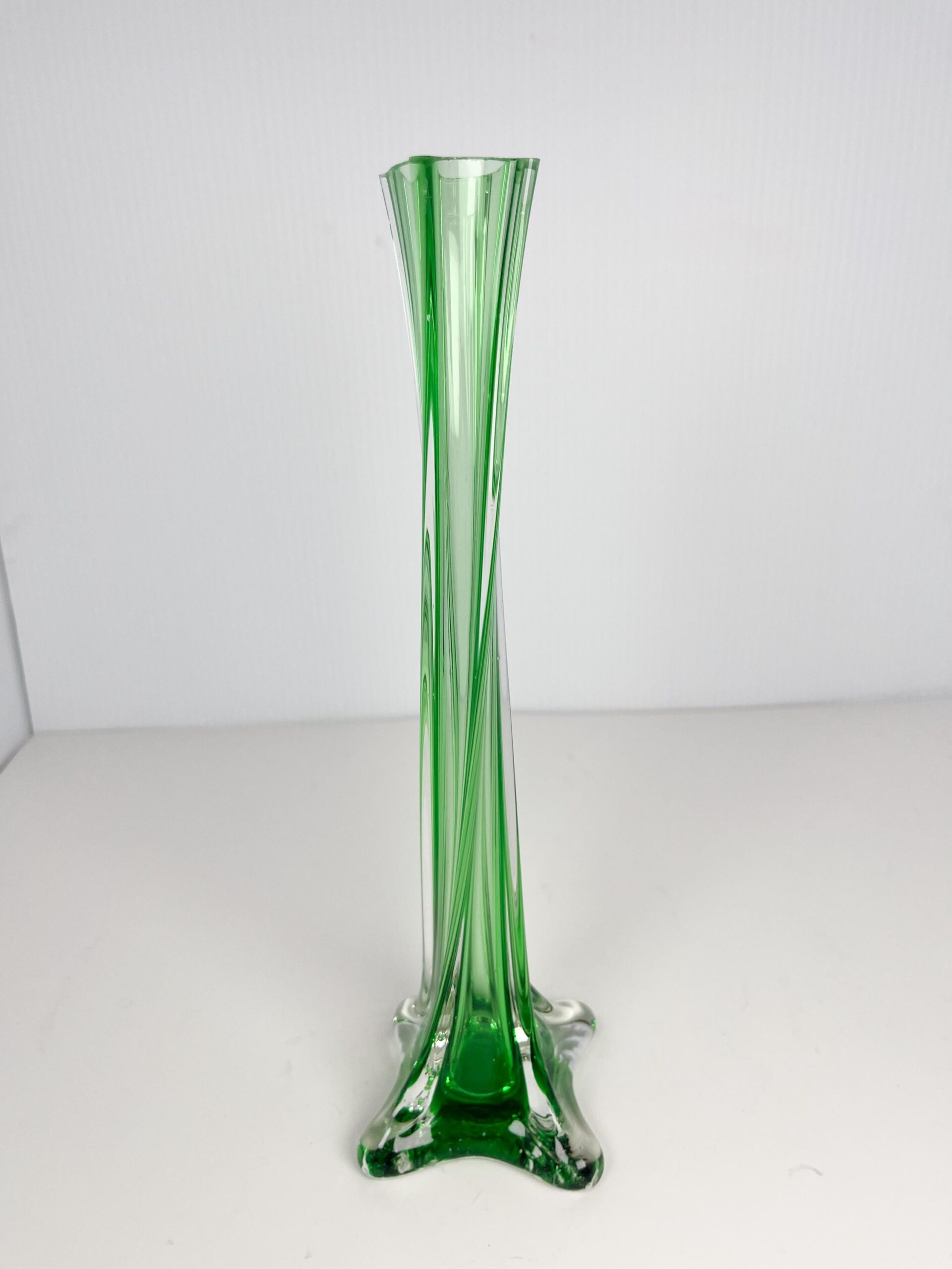 Vintage MCM emerald green art glass bud vase - twisted glass, footed